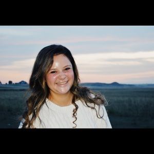 Meet your Posher, Roxanne